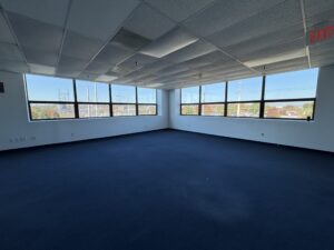 Read more about the article How to Choose the Right Small Industrial Space for Rent